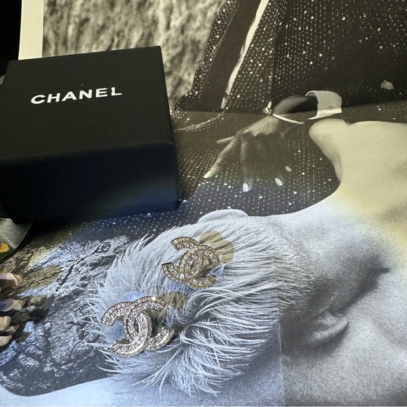 Authentic Chanel earrings💕💕💕 - Picture 10 of 10